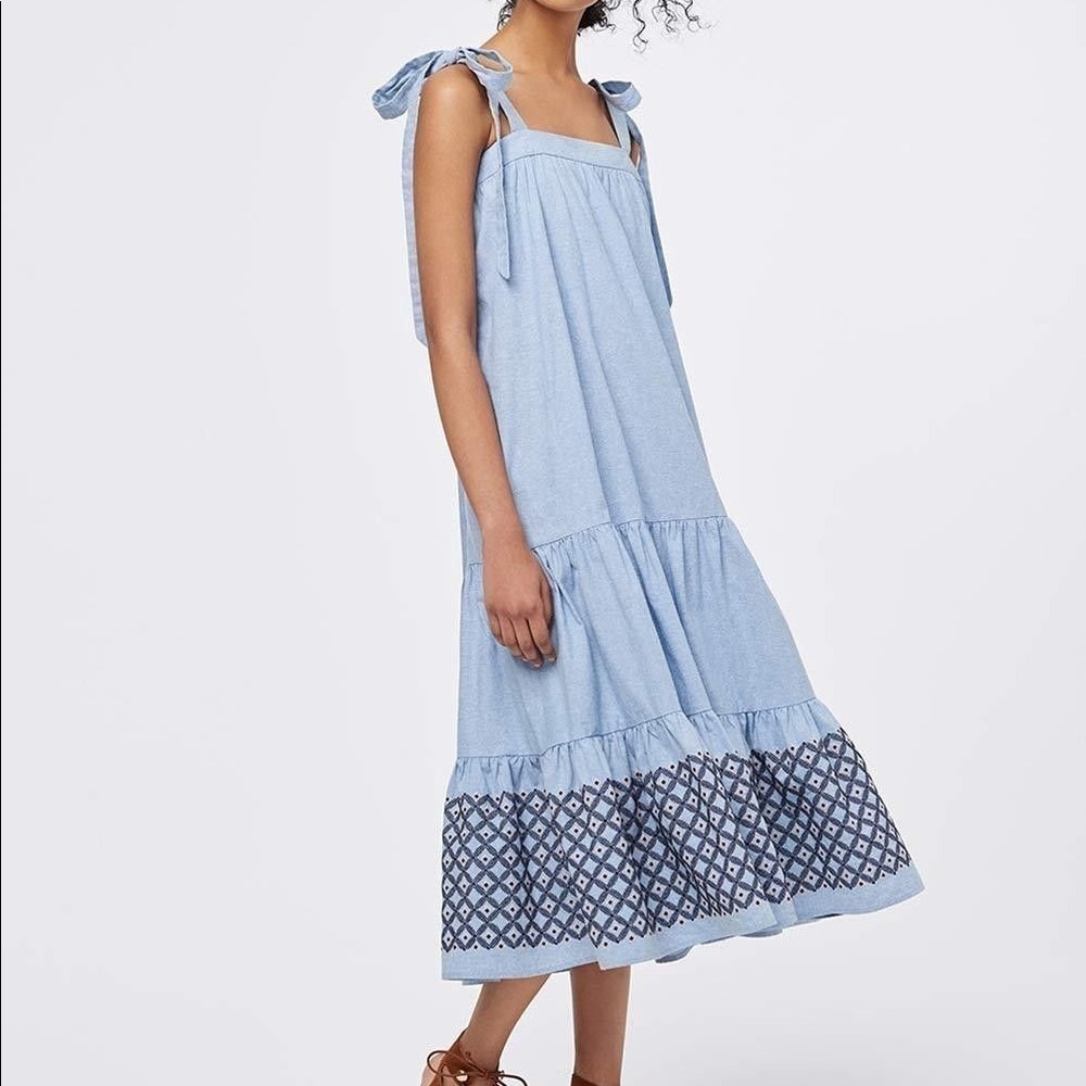 Rebecca Minkoff Lucy Embroidered-hem Midi Dress In Blue Chambray Size Small